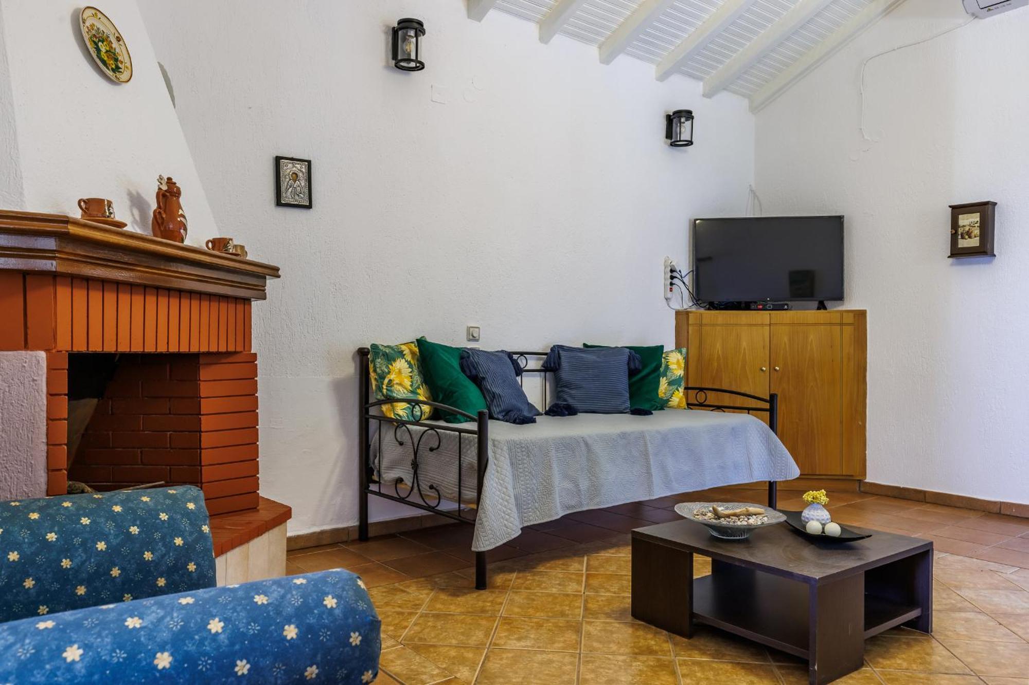 Nerissa Cottage - Skopelos Glossa Atheato Ngoại thất bức ảnh