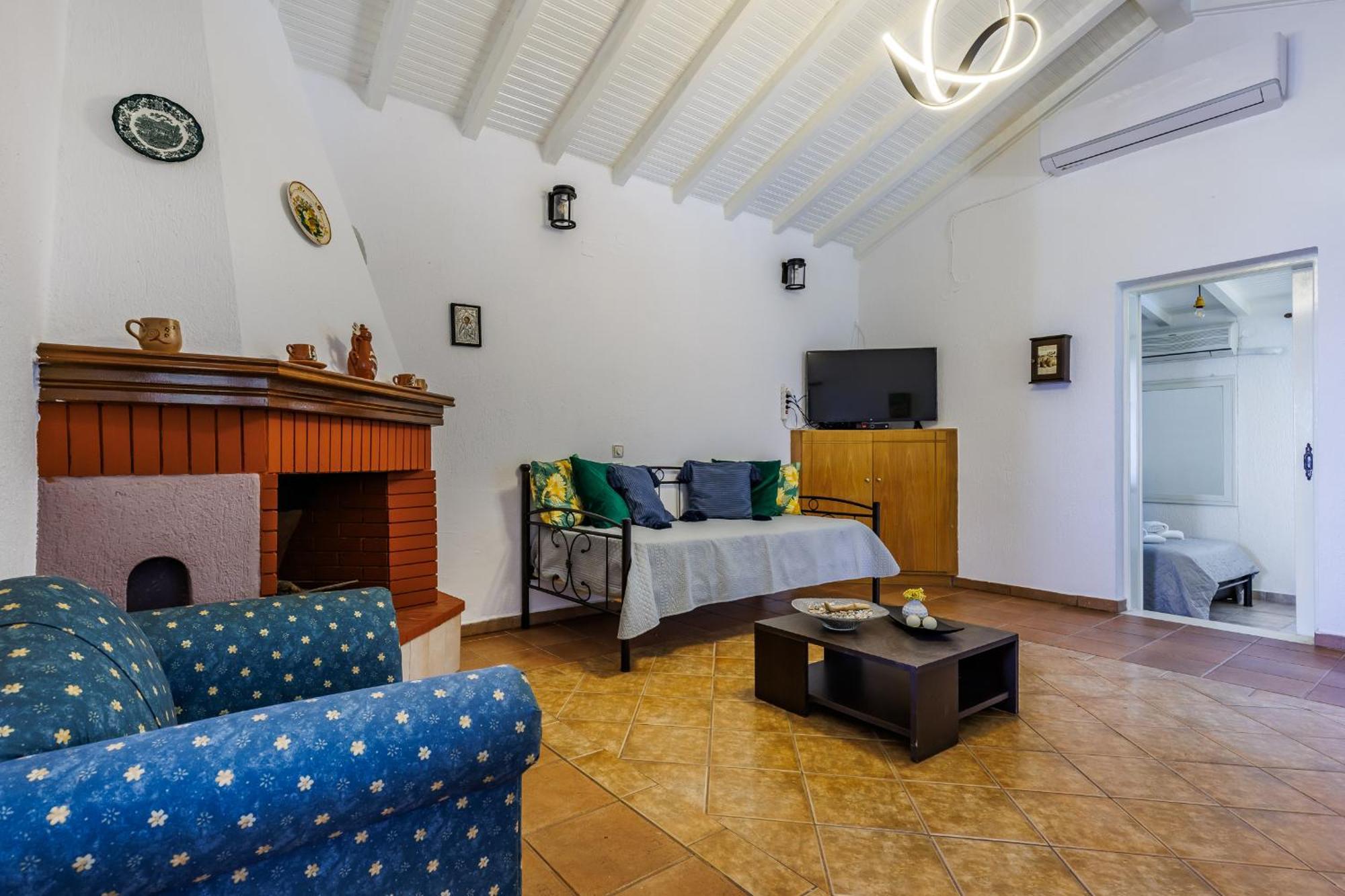 Nerissa Cottage - Skopelos Glossa Atheato Ngoại thất bức ảnh