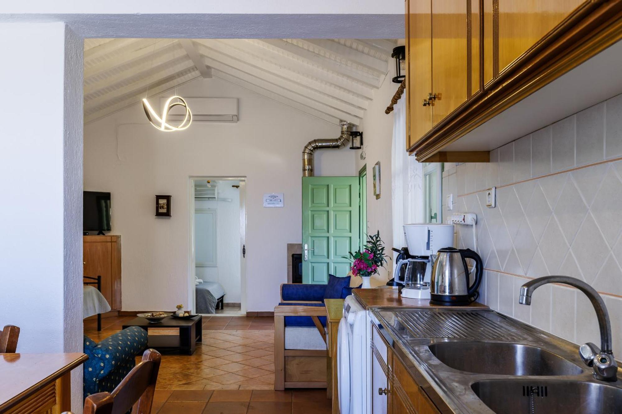 Nerissa Cottage - Skopelos Glossa Atheato Ngoại thất bức ảnh