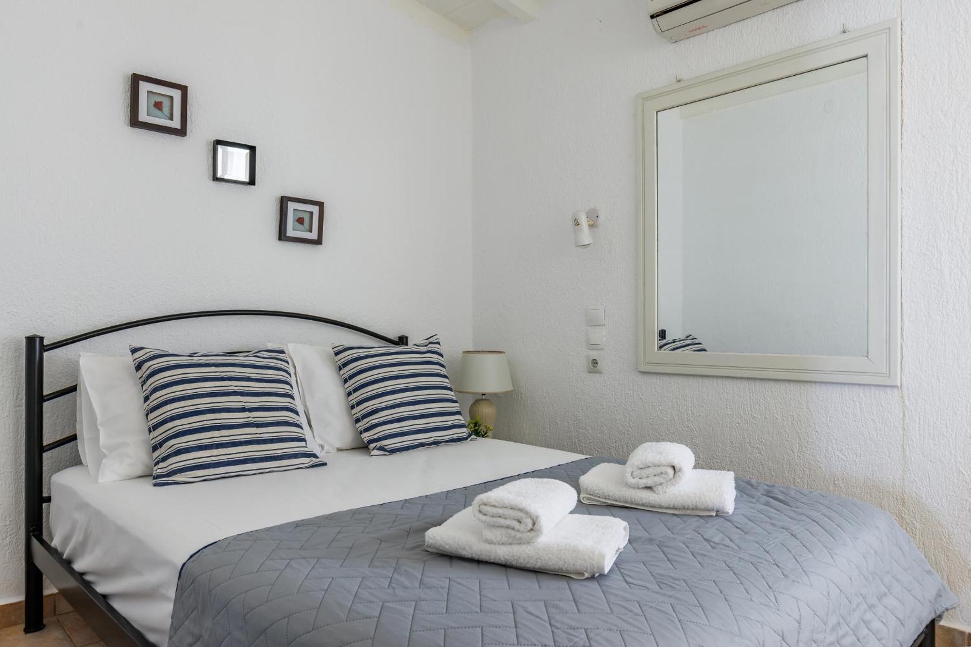Nerissa Cottage - Skopelos Glossa Atheato Ngoại thất bức ảnh